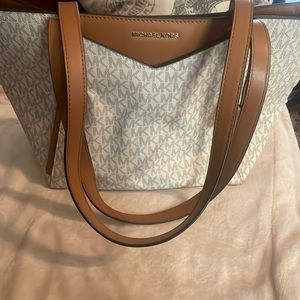 Michael Kors tote